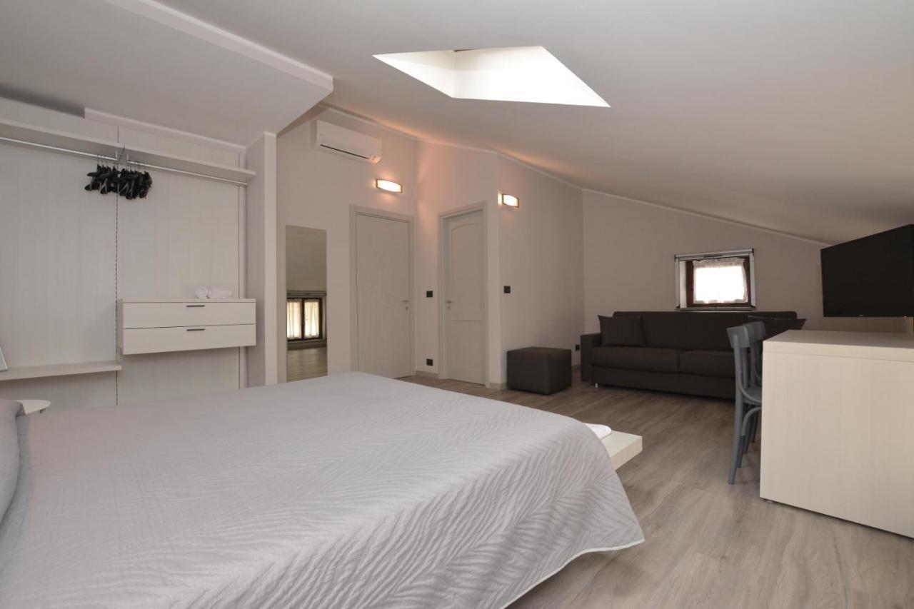 Hotel & Apartments " Perpoin " 살루초 외부 사진