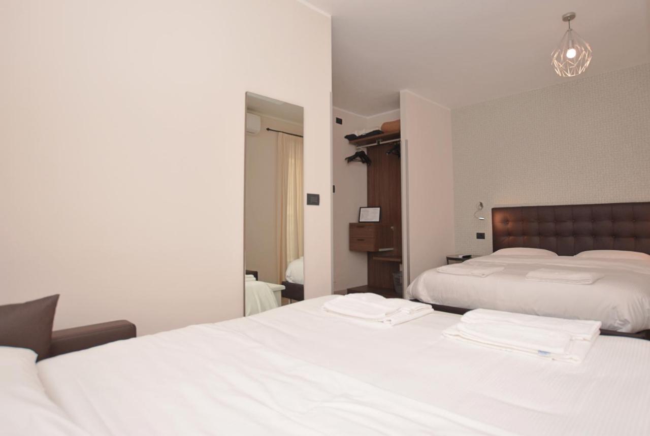 Hotel & Apartments " Perpoin " 살루초 외부 사진