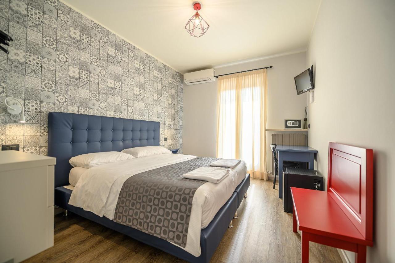Hotel & Apartments " Perpoin " 살루초 외부 사진